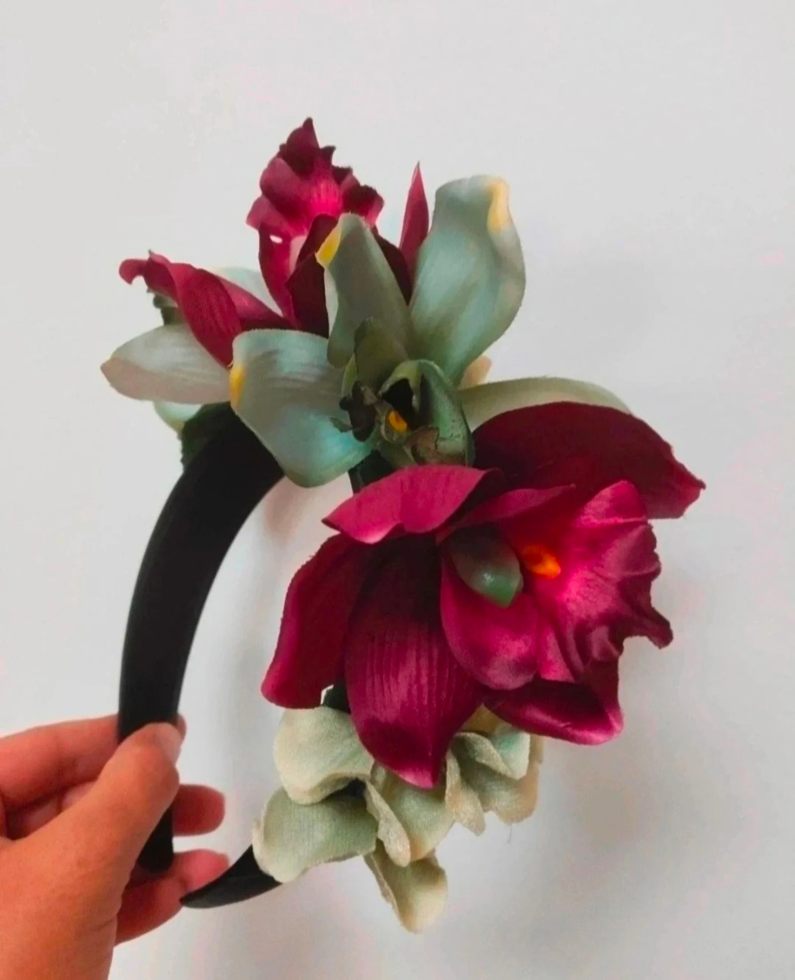 Special occasion orchid headband – photo 3
